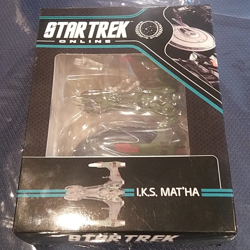 Eaglemoss Diecast Star Trek I.K.S. Mat'ha model Ship With Magazine